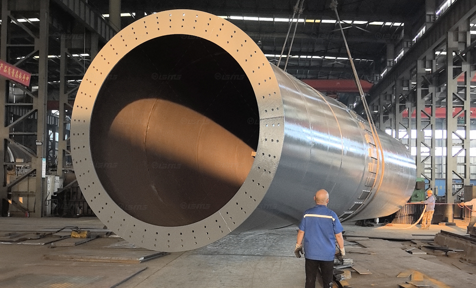 回轉窯裝車.jpg 回轉窯裝車.jpg