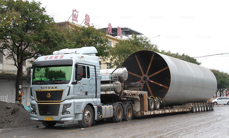 回轉窯裝車.jpg 回轉窯裝車.jpg