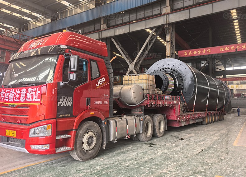 環球重工球磨機發貨準備中